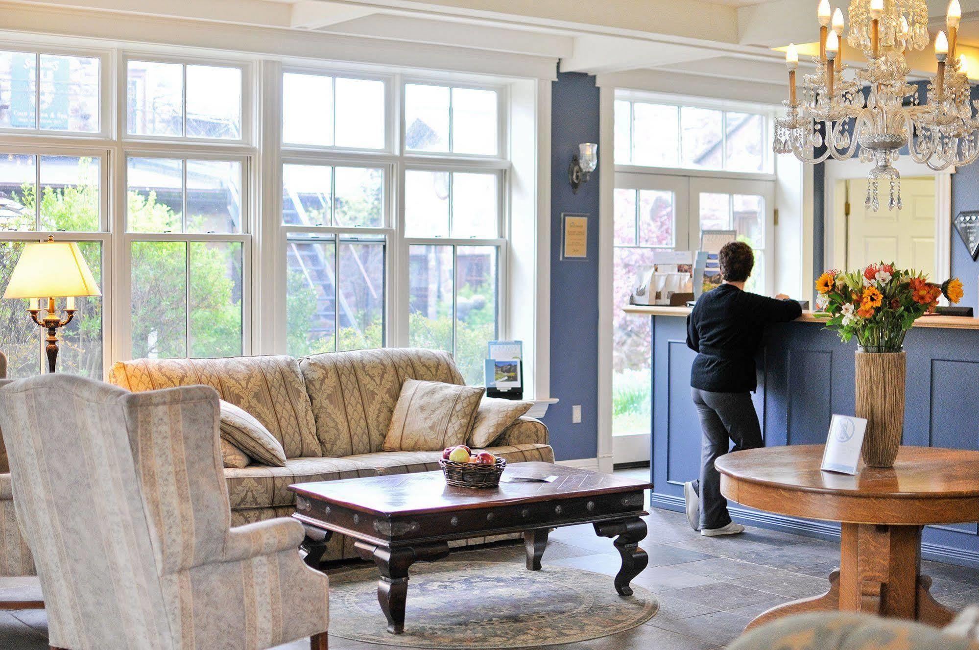 Ste. Anne'S Spa Grafton Eksteriør billede